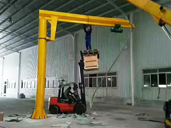 懸臂起重機(jī)